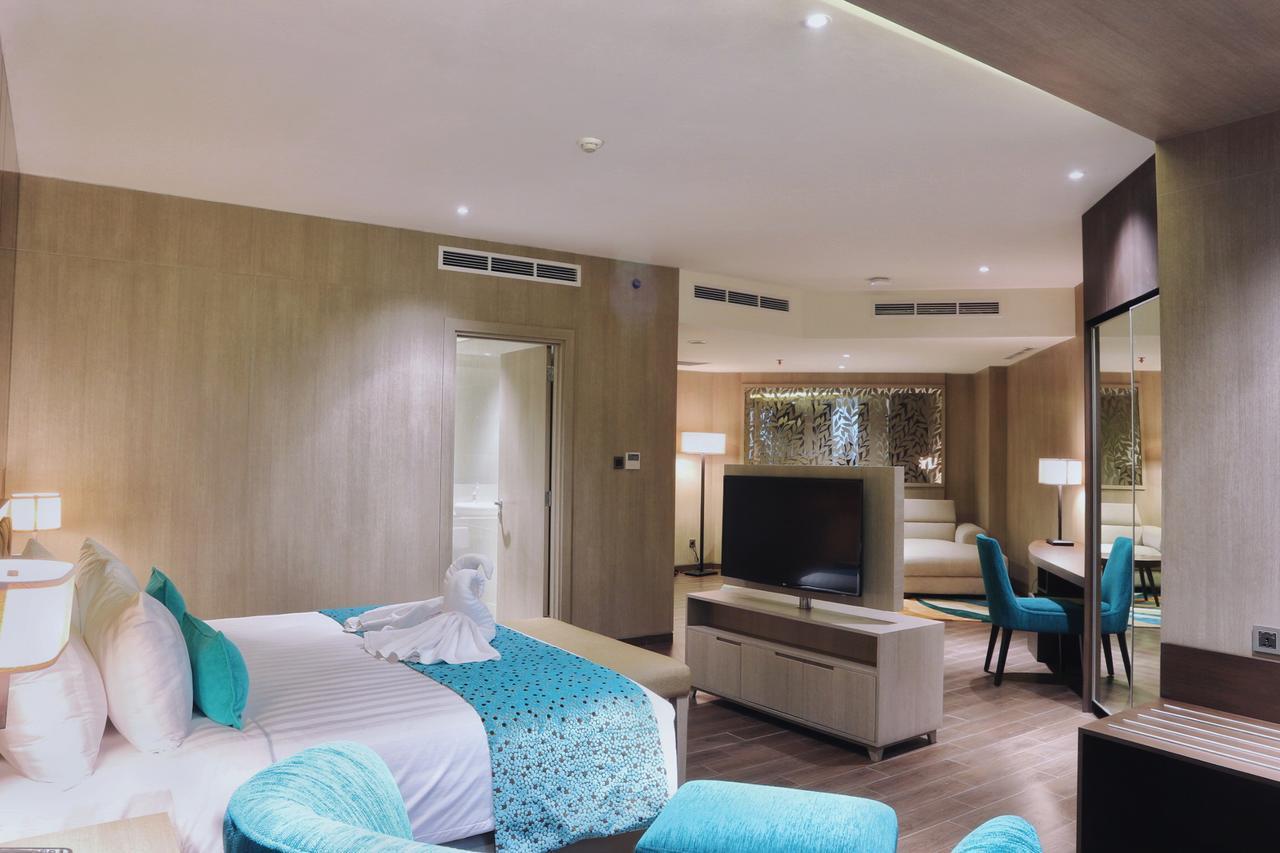 BW Luxury Hotel Jambi Exterior photo