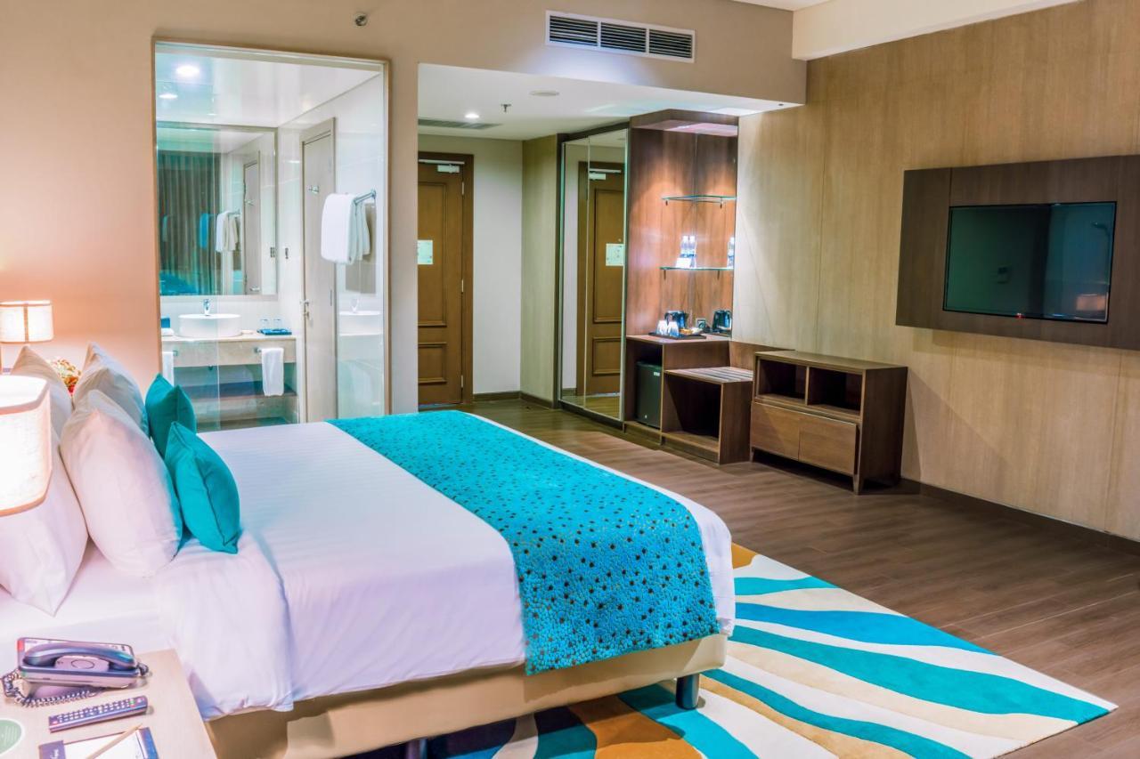 BW Luxury Hotel Jambi Exterior photo
